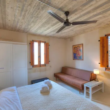Independent Old House In Gozo With Modernized Interior Munxar